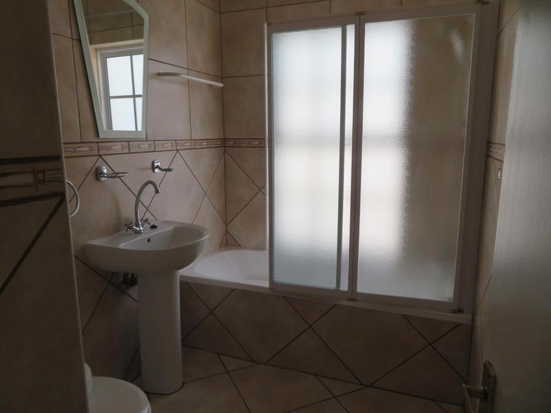 3 Bedroom Property for Sale in Zevenwacht Farm Village Western Cape